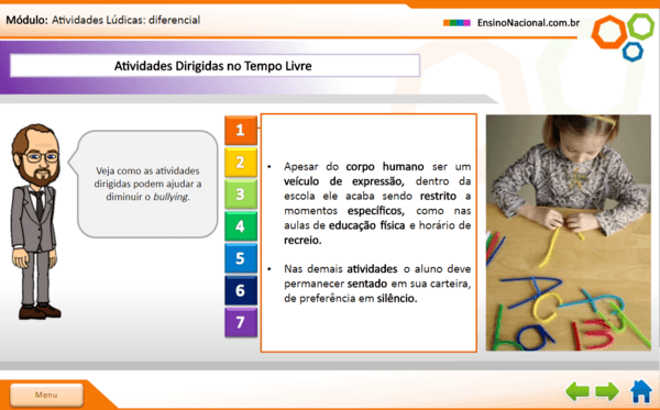 Aplicação de atividades lúdicas com os alunos do 7° A, nas aulas de